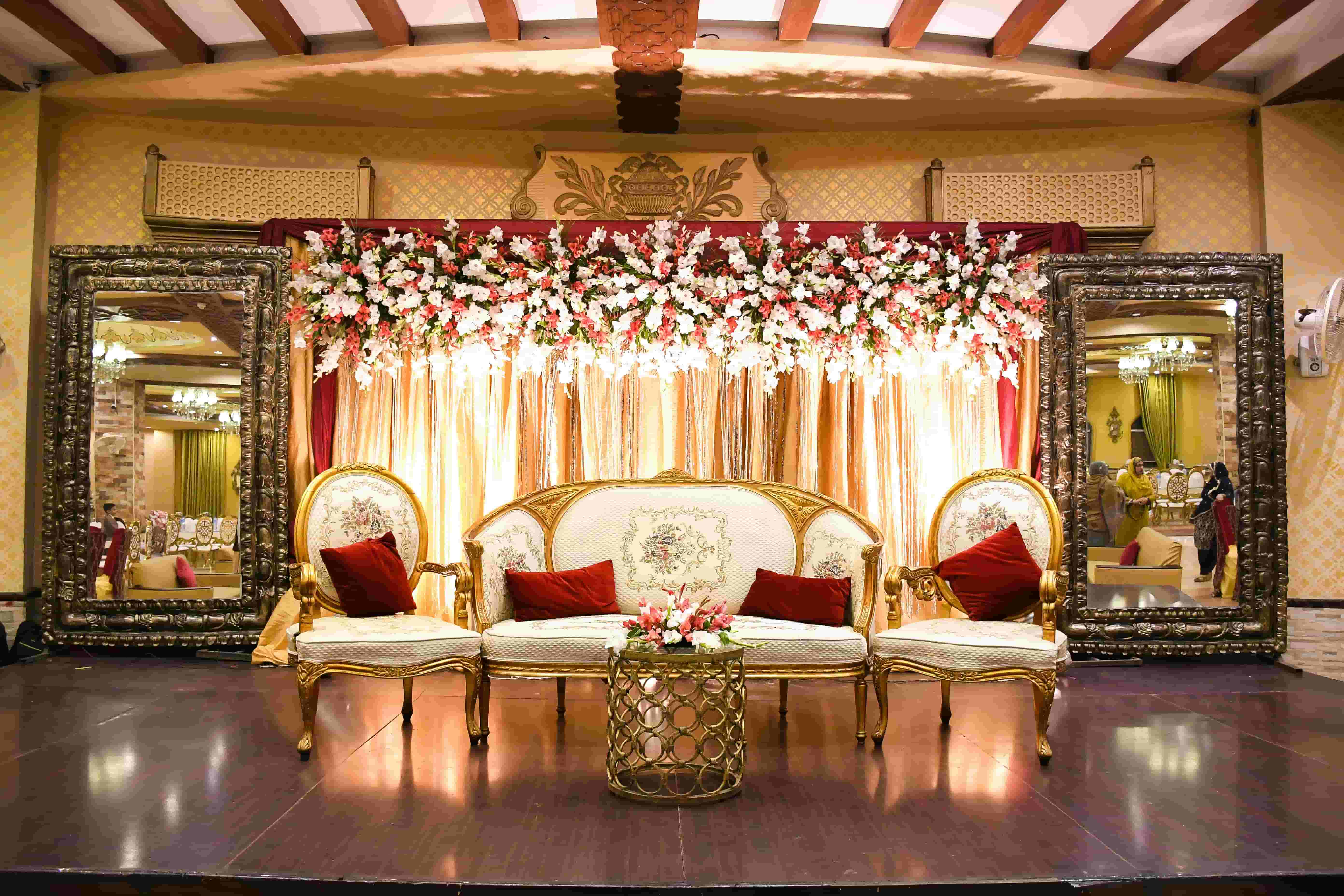 Classic Stage